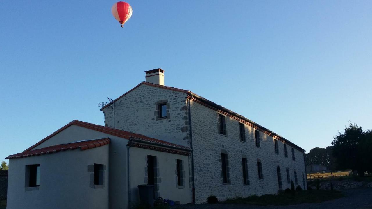 La Remise 4 Etoiles Saint-Hilaire-de-Mortagne Exterior foto